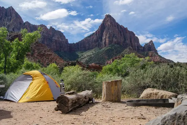 Our review of the top rated double sleeping bags 2018 GearWeAre