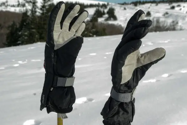Best Ski Gloves Reviewed 2018 GearWeAre