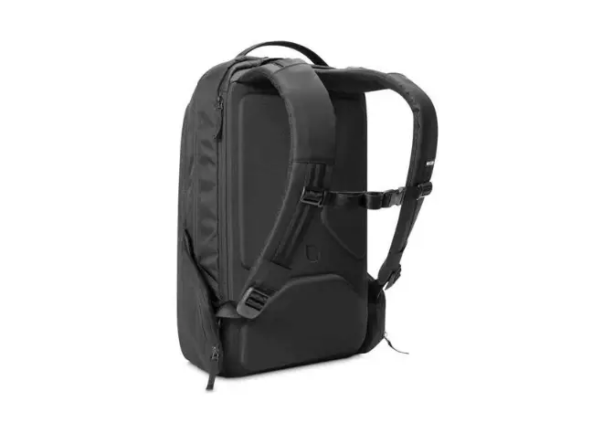 Incase Icon Backpack Reviewed GearWeAre