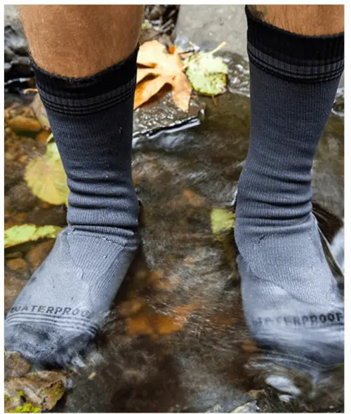 HIghly rated Gore Tex Socks Reviewed in 2021 | Gearweare.net