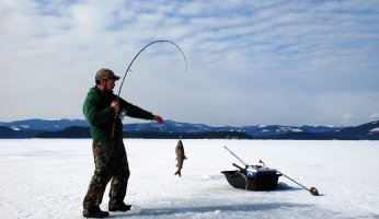 10 Ice Fishing Tips for Beginners