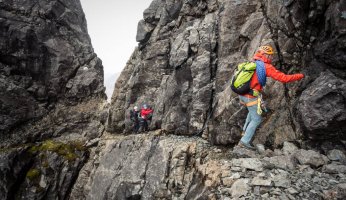 What is Scrambling in Hiking: Beginners Guide