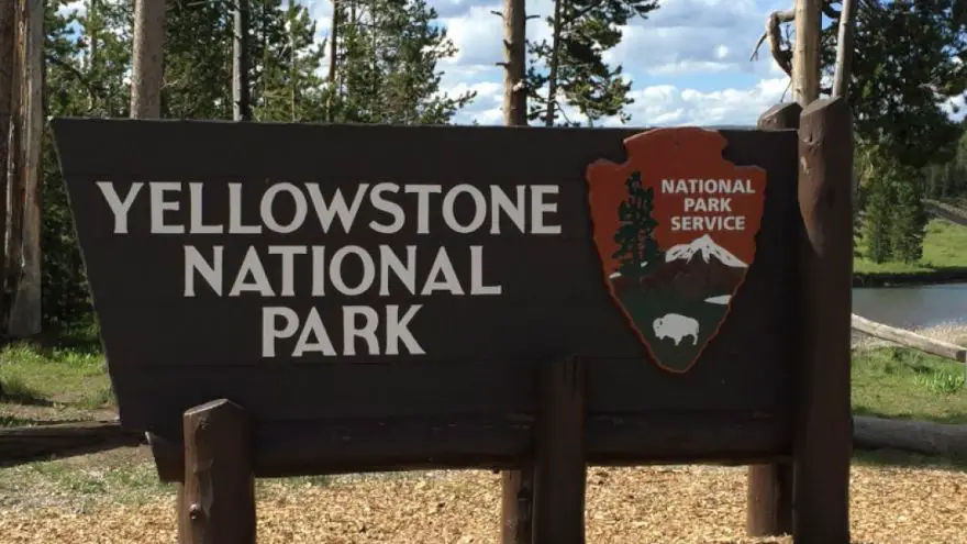 The National Parks - Yellowstone The National Parks - Yellowstone